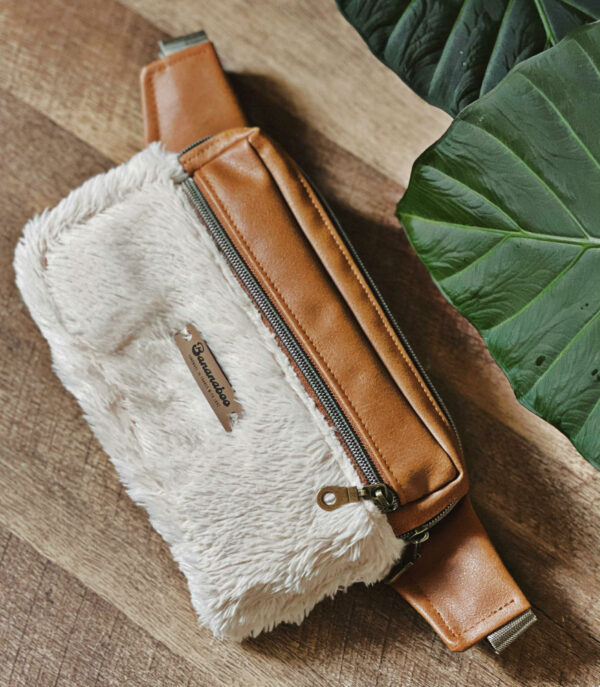 d8a39e32-38b9-4267-8f89-1f6464bac411 Sac Banane Cocoon Mocha