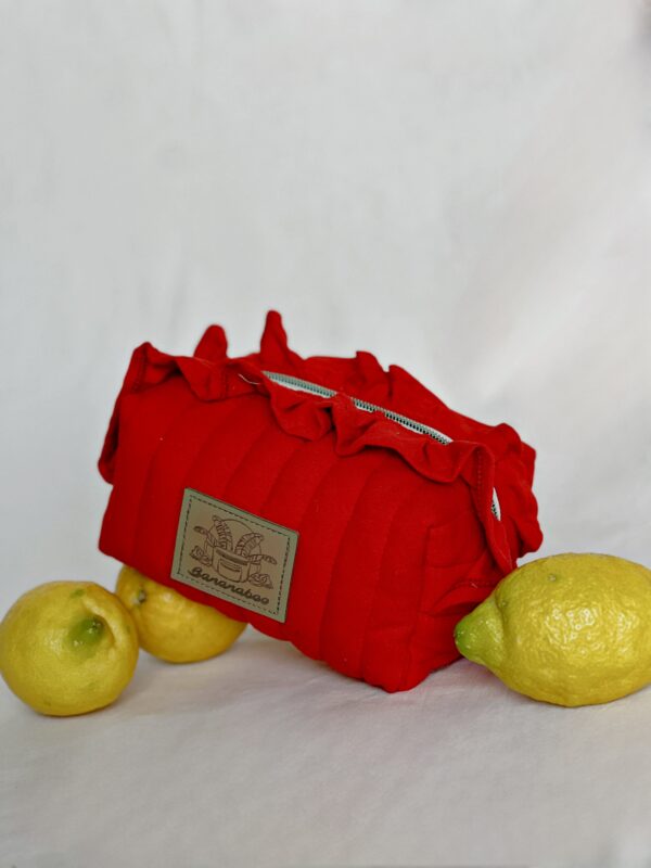 65371114-E269-455F-B3DE-D6E273B6B394 Trousse de toilette Charlotte