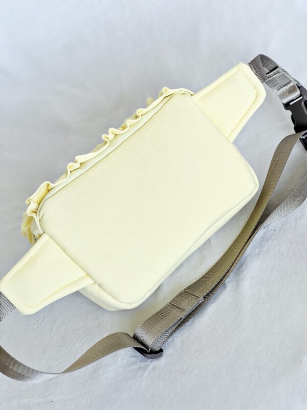 e177ac9d-b90d-4fa9-a068-58357824e6c6 Sac Banane Gaby
